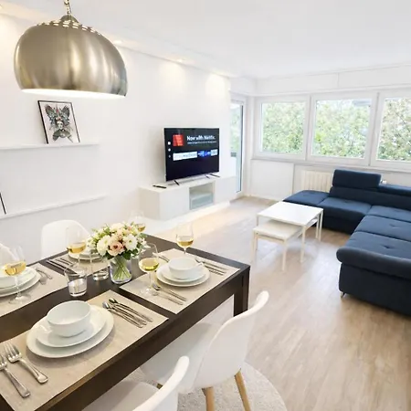 Moderne 3-zi, King-size Betten, Kueche, Badewanne 아파트 카를스루에